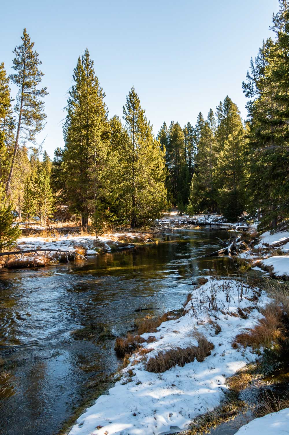 Yellowstone National Park - Roads and Destinations