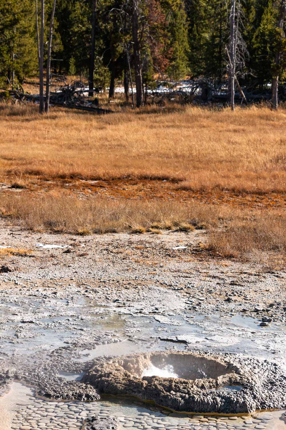 Yellowstone National Park - Roads and Destinations