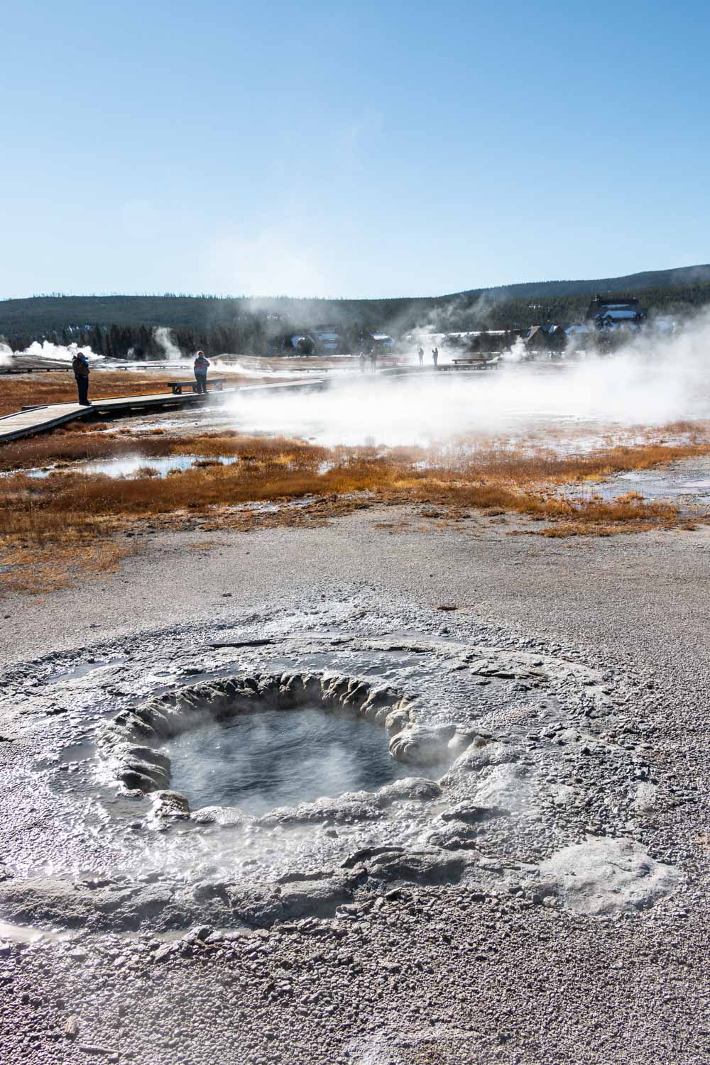 Yellowstone National Park - Roads and Destinations