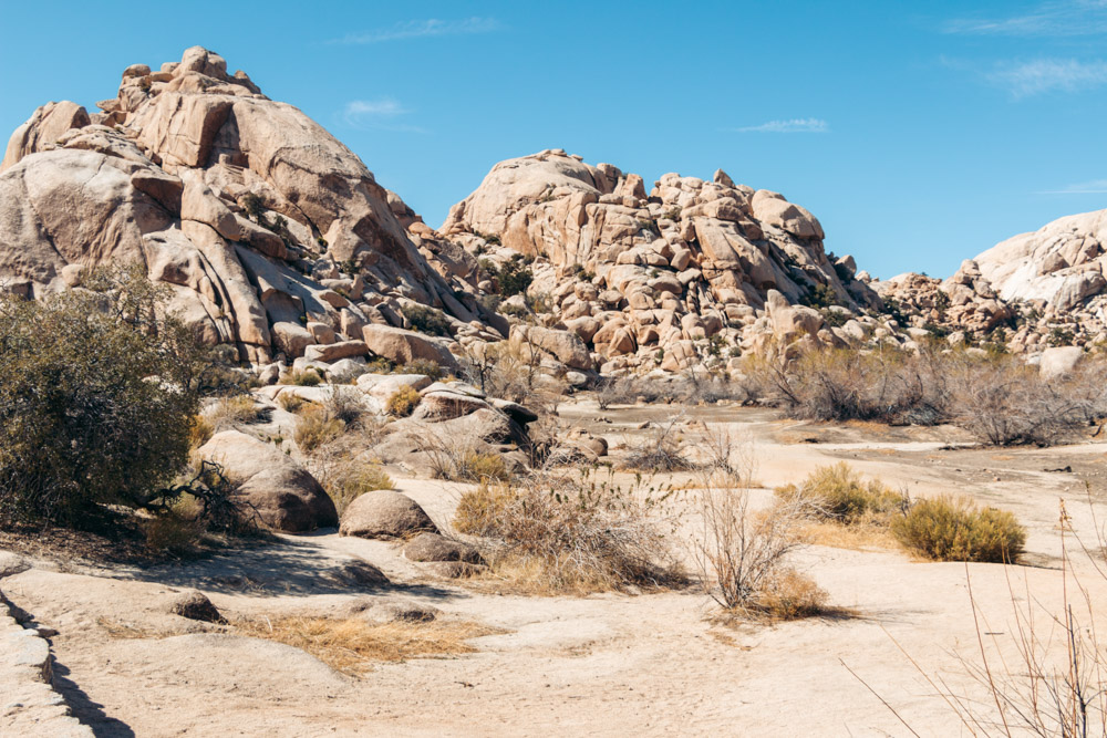 Visit Barker Dam in Joshua Tree - Roads and Destinations