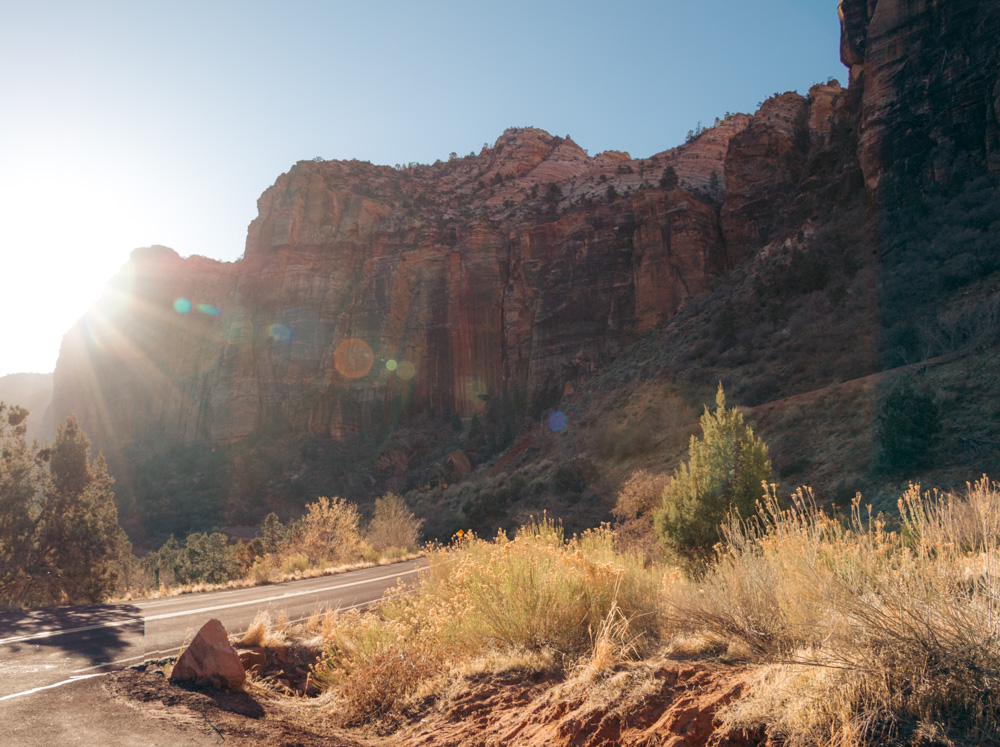 Utah - Roads and Destinations.