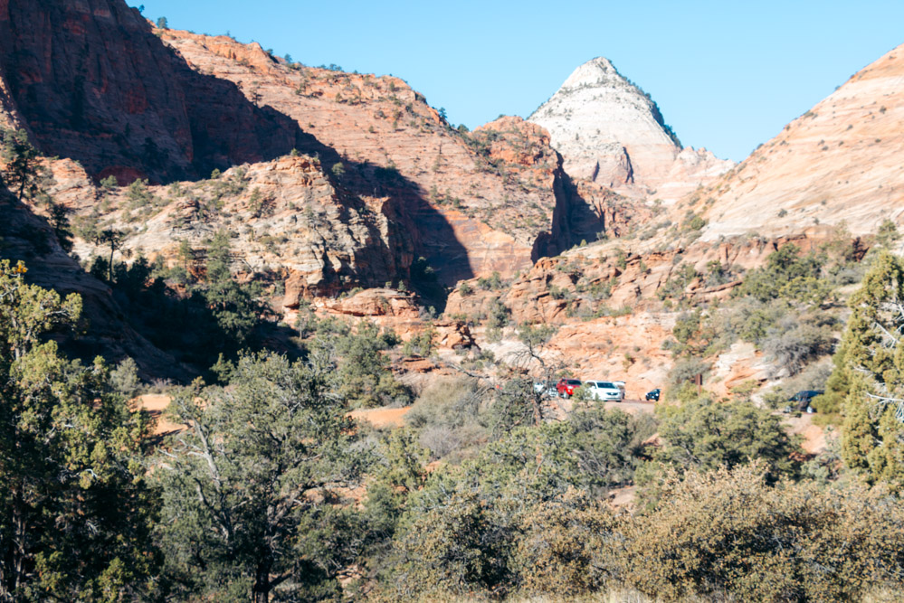 Zion Secret Trails. Shelf Canyon Hike - Roads and Destinations