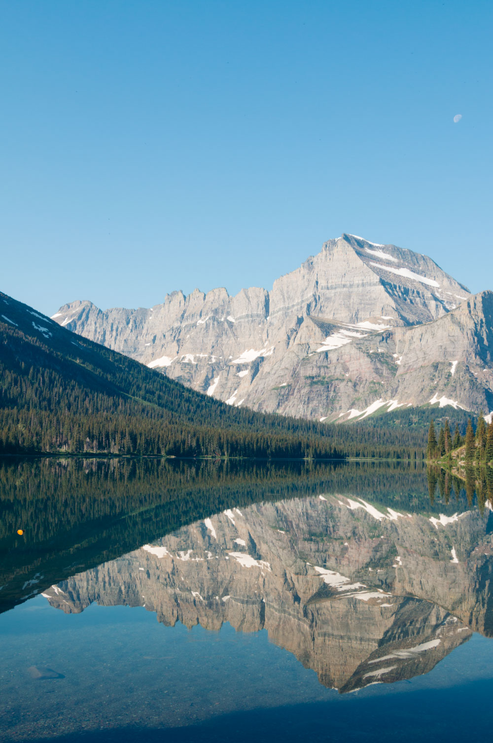 Glacier National Park Travel Guide, Visit 5 Main Sections - Roads and Destinations