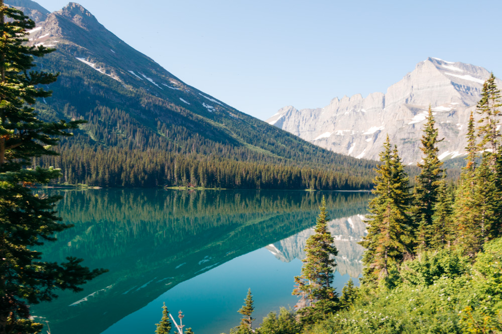 Glacier National Park Travel Guide, Visit 5 Main Sections - Roads and Destinations