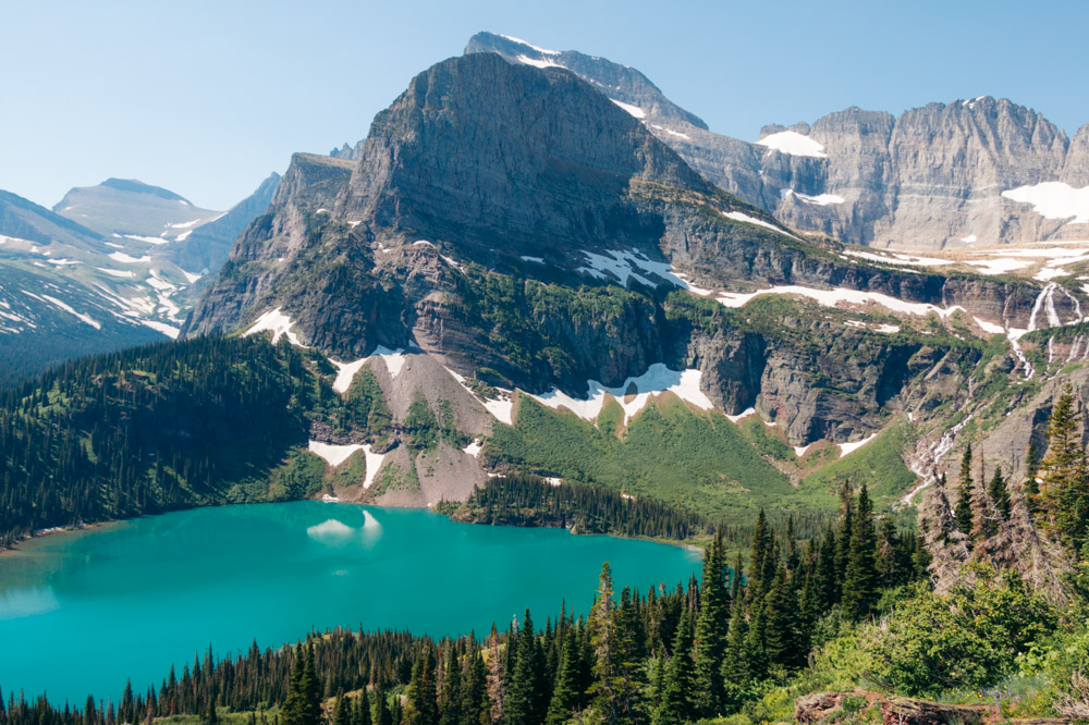 Glacier National Park Travel Guide, Visit 5 Main Sections - Roads and Destinations