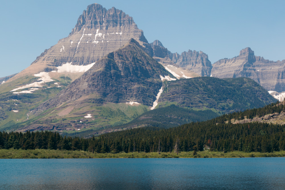 Glacier National Park Travel Guide, Visit 5 Main Sections - Roads and Destinations