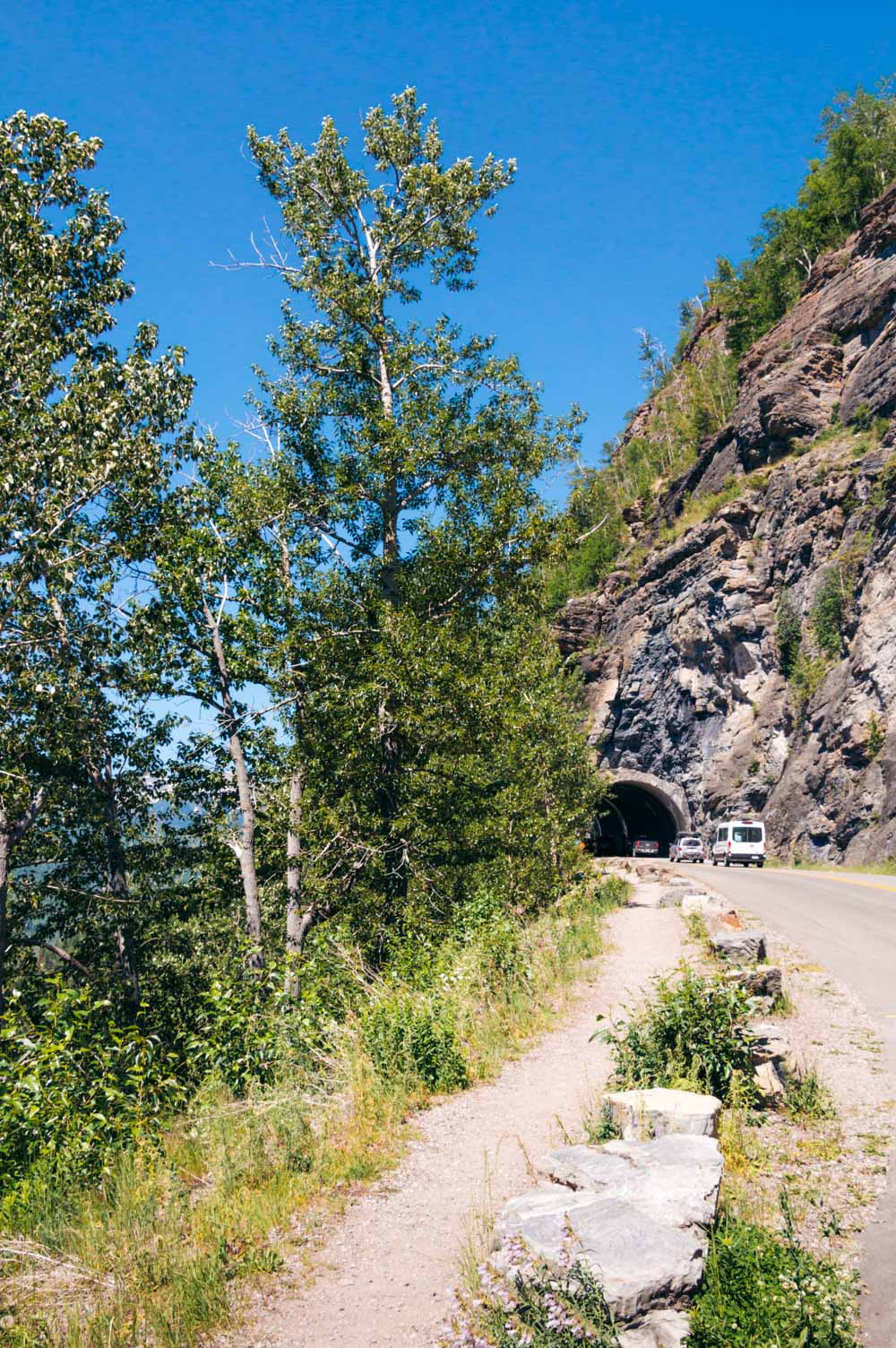 Top Stops to See along the Going-to-the-Sun Road - Roads and Destinations