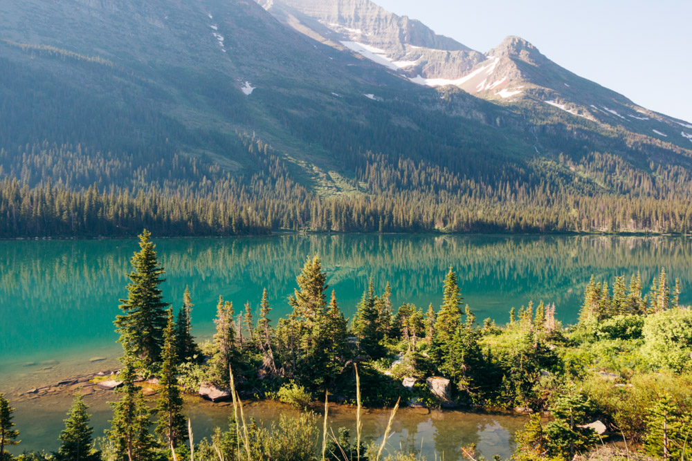 Grinnell Glacier Overlook Trail, Hike in Many Glacier - Roads and Destinations