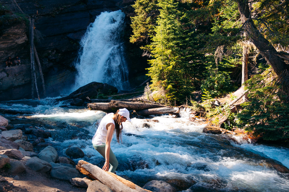 Hike to Baring Falls - Roads and Destinations