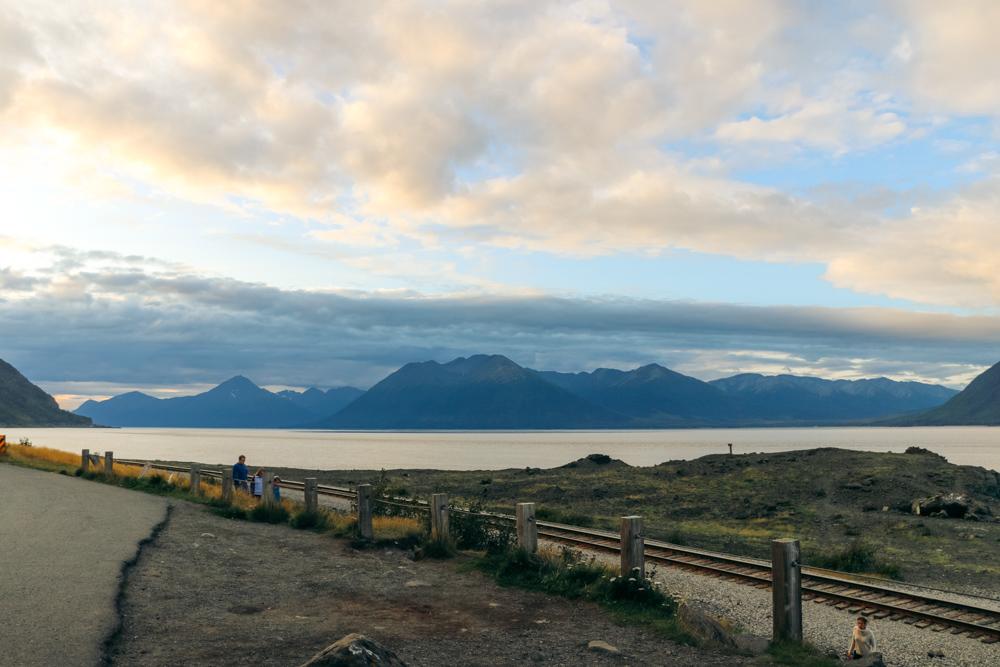 Anchorage - Seward Road Trip - Roads and Destinations