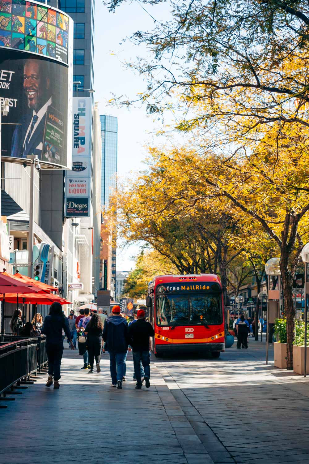 Highlights of Boulder and Denver in one day - Roads and Destinations