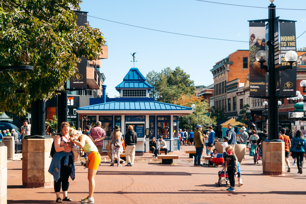 Highlights of Boulder and Denver in one day - Roads and Destinations