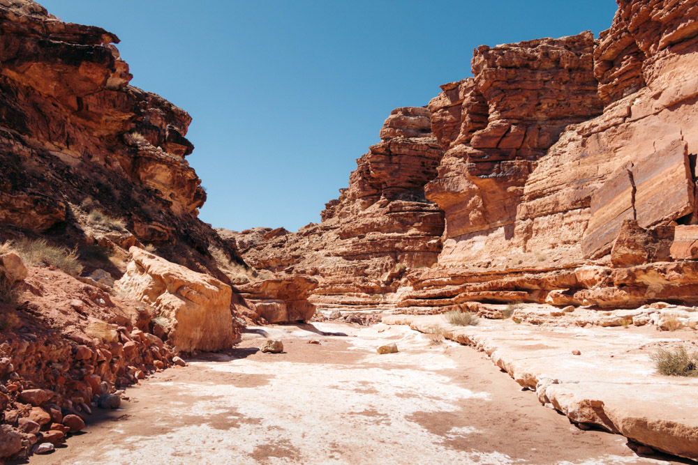 Cathedral Wash Hike - Roads and Destinations