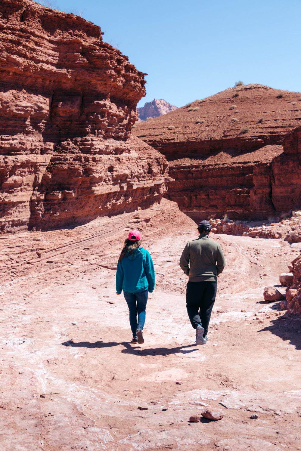 Cathedral Wash Hike - Roads and Destinations