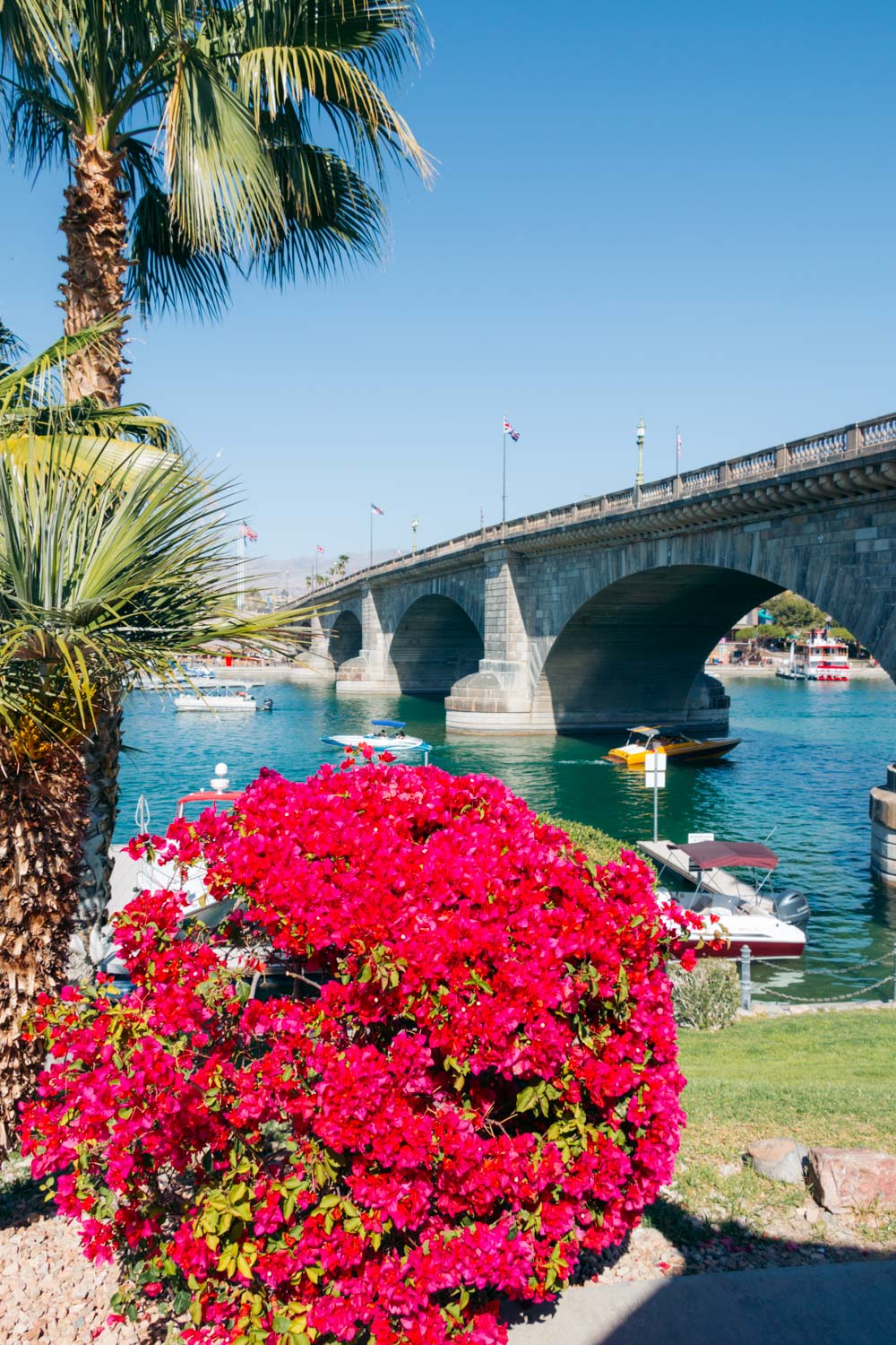 London Bridge, Arizona - Roads and Destinations