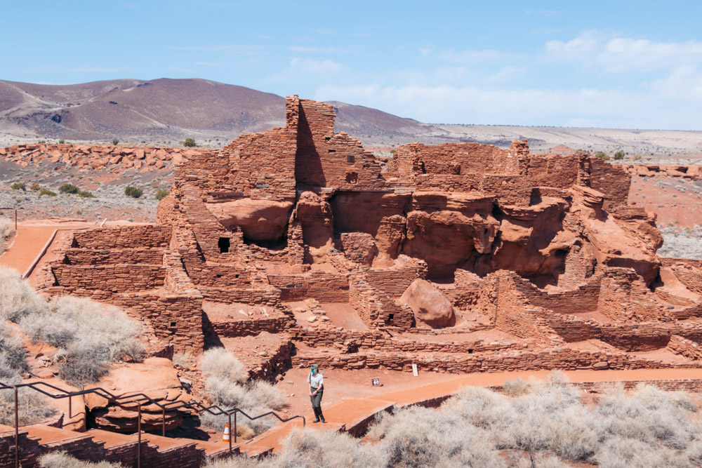 Visiting Wupatki National Monument, cliff dwellings and stand-alone structures in Arizona - Roads and Destinations.
