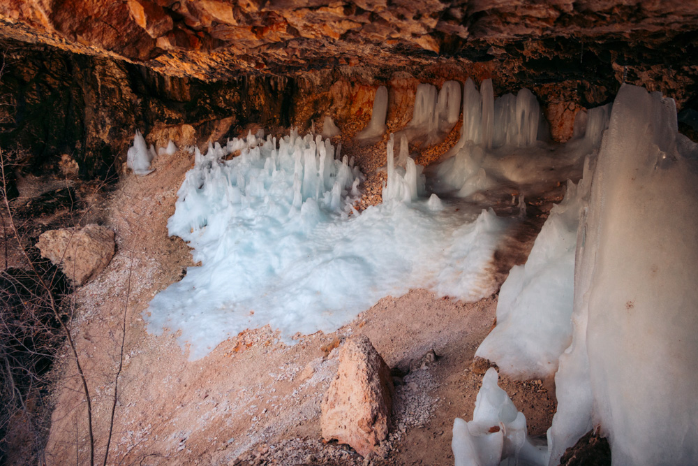 Mossy Cave Trail and Waterfall Hike in Bryce Canyon, American Southwest road trip - Roads and Destinations