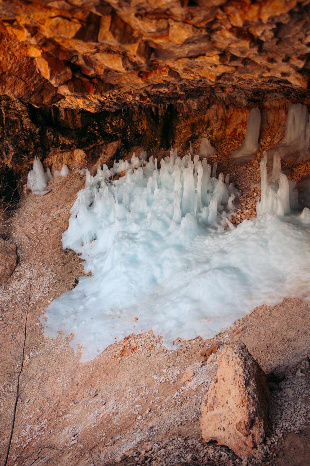 Mossy Cave Trail and Waterfall Hike in Bryce Canyon - Roads and Destinations