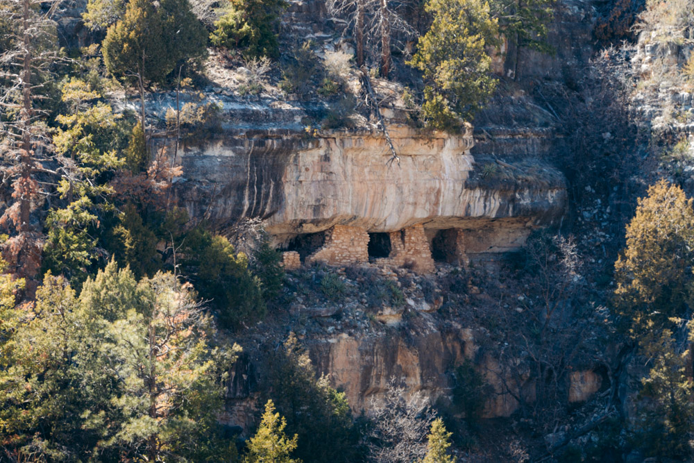 Visiting Walnut Canyon National Monument - Roads and Destinations