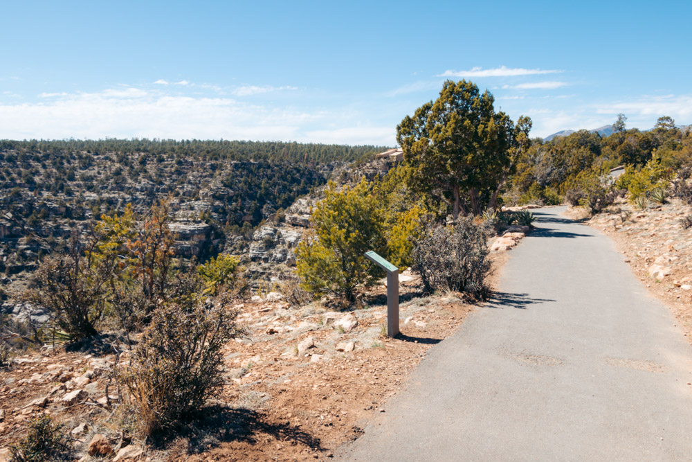 Rim Trail, AZ - Roads and Destinations