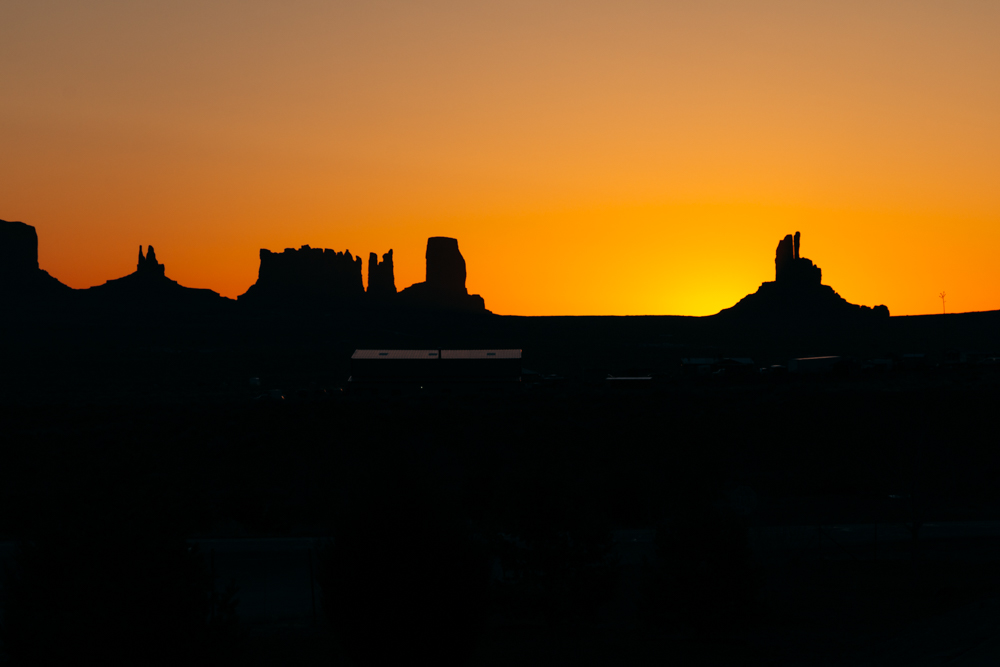 One day in Oljato - Monument Valley, Utah - Roads and Destinations