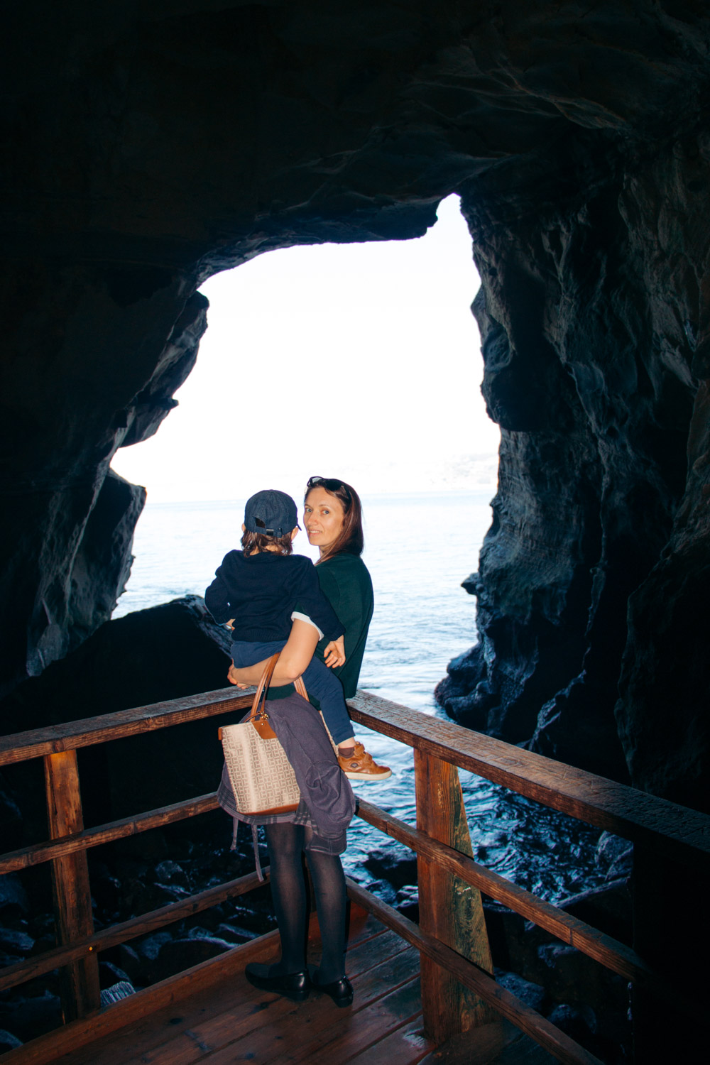 Visit Sunny Jim's Sea Cave - Roads and Destinations