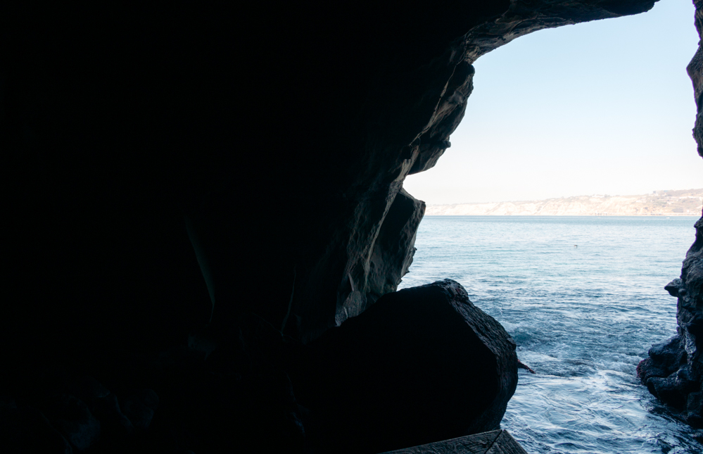 Visit Sunny Jim's Sea Cave - Roads and Destinations