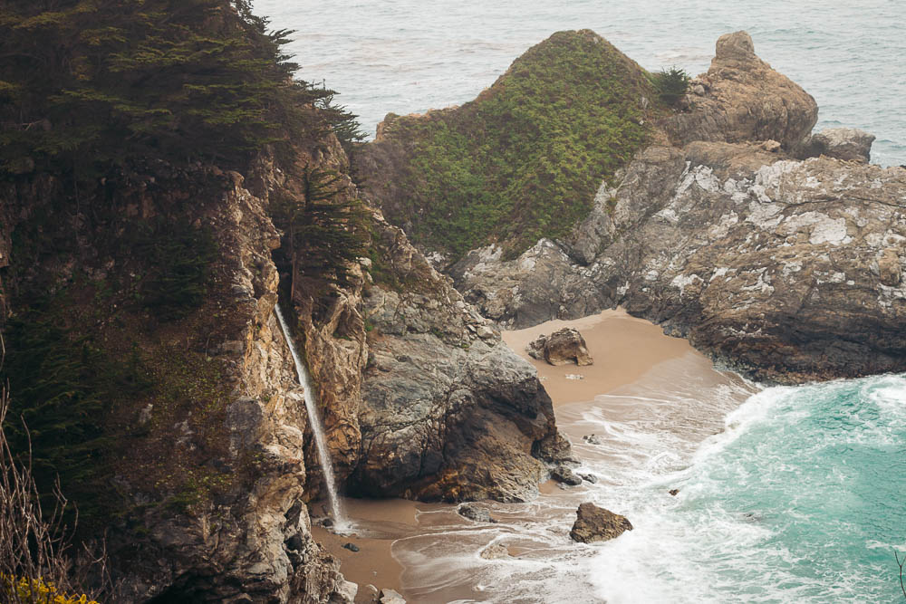 How to visit McWay Falls, Big Sur - Roads and Destinations