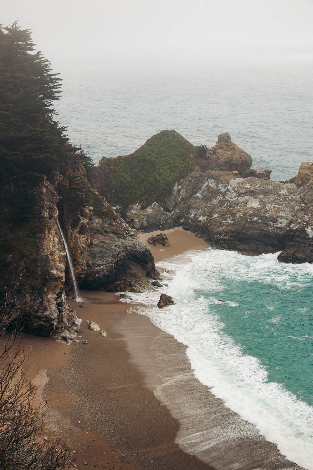 How to visit McWay Falls, Big Sur - Roads and Destinations