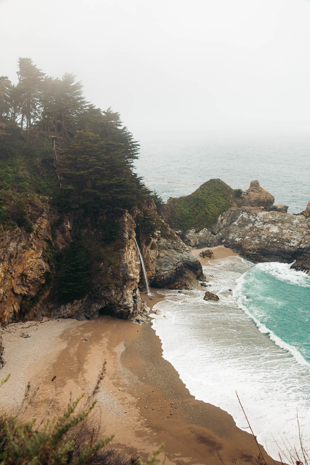 How to visit McWay Falls, Big Sur - Roads and Destinations