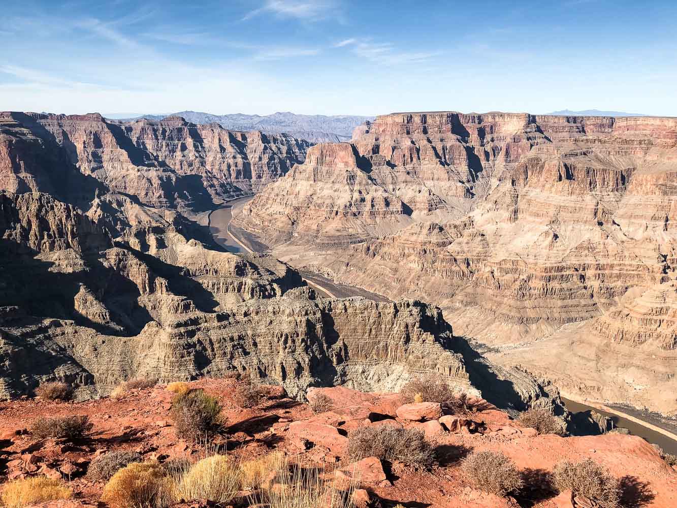 Road trip through national parks on the West Coast - Roads and Destinations