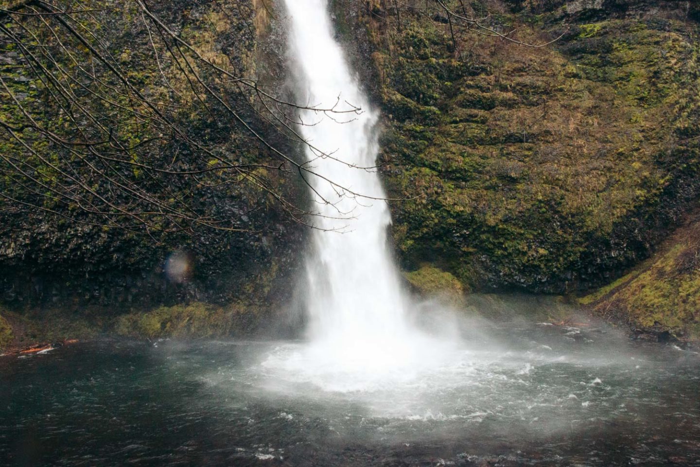 Horsetail Falls, Oregon -- Roads and Destinations