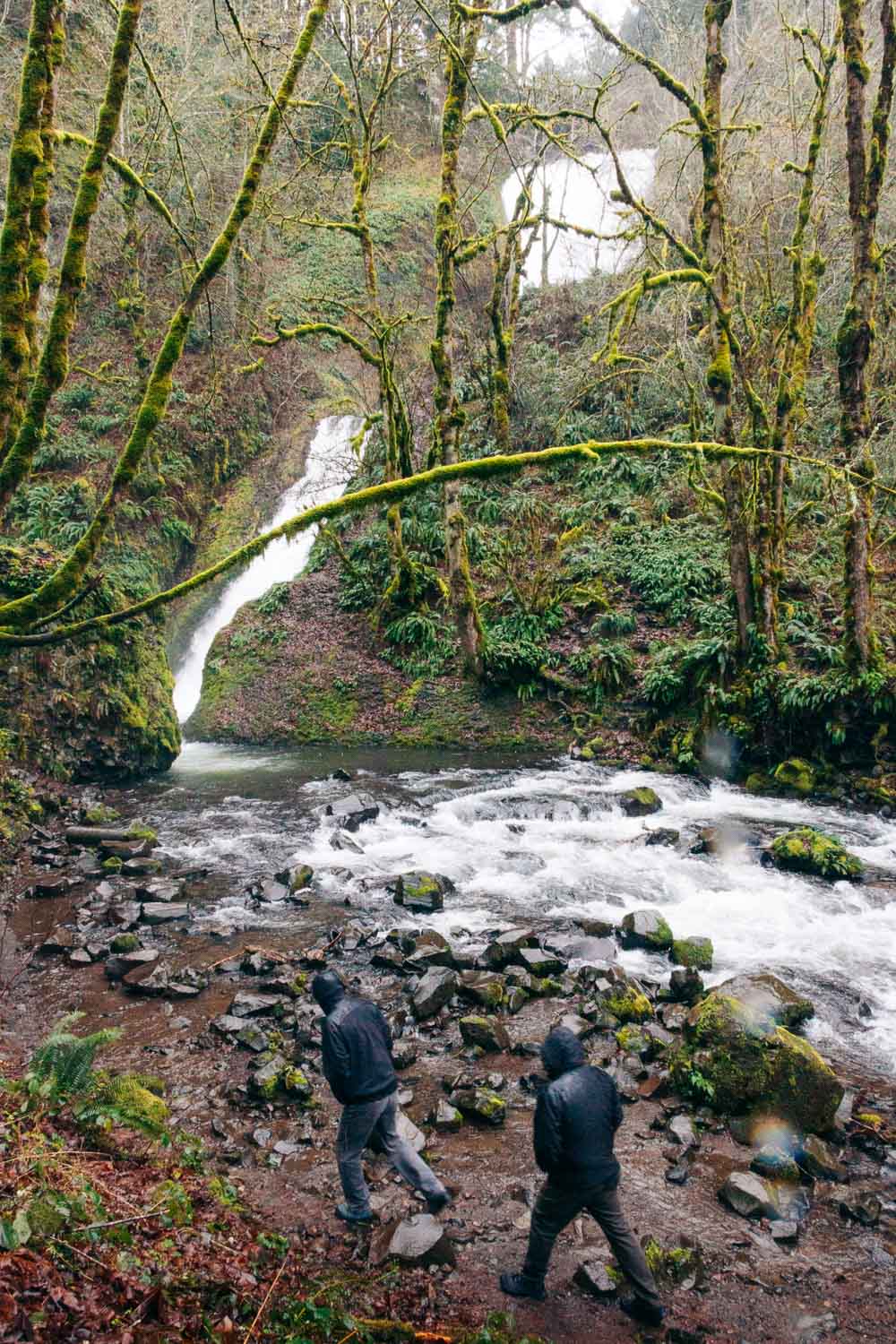 Bridal Veil Falls - Roads and Destinations