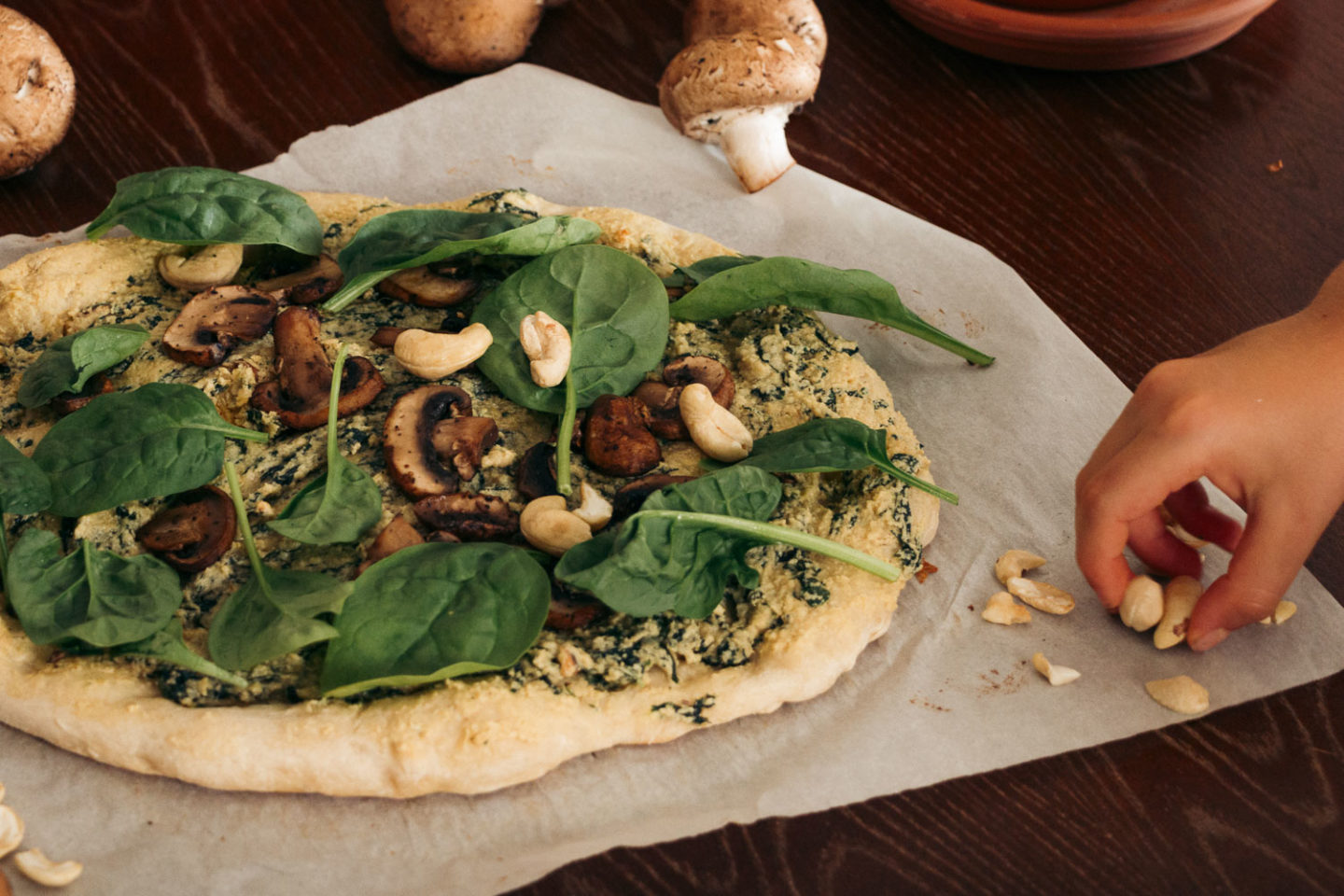 Vegan pizza from scratch - 3 healthy toppings - Roads and Destinations