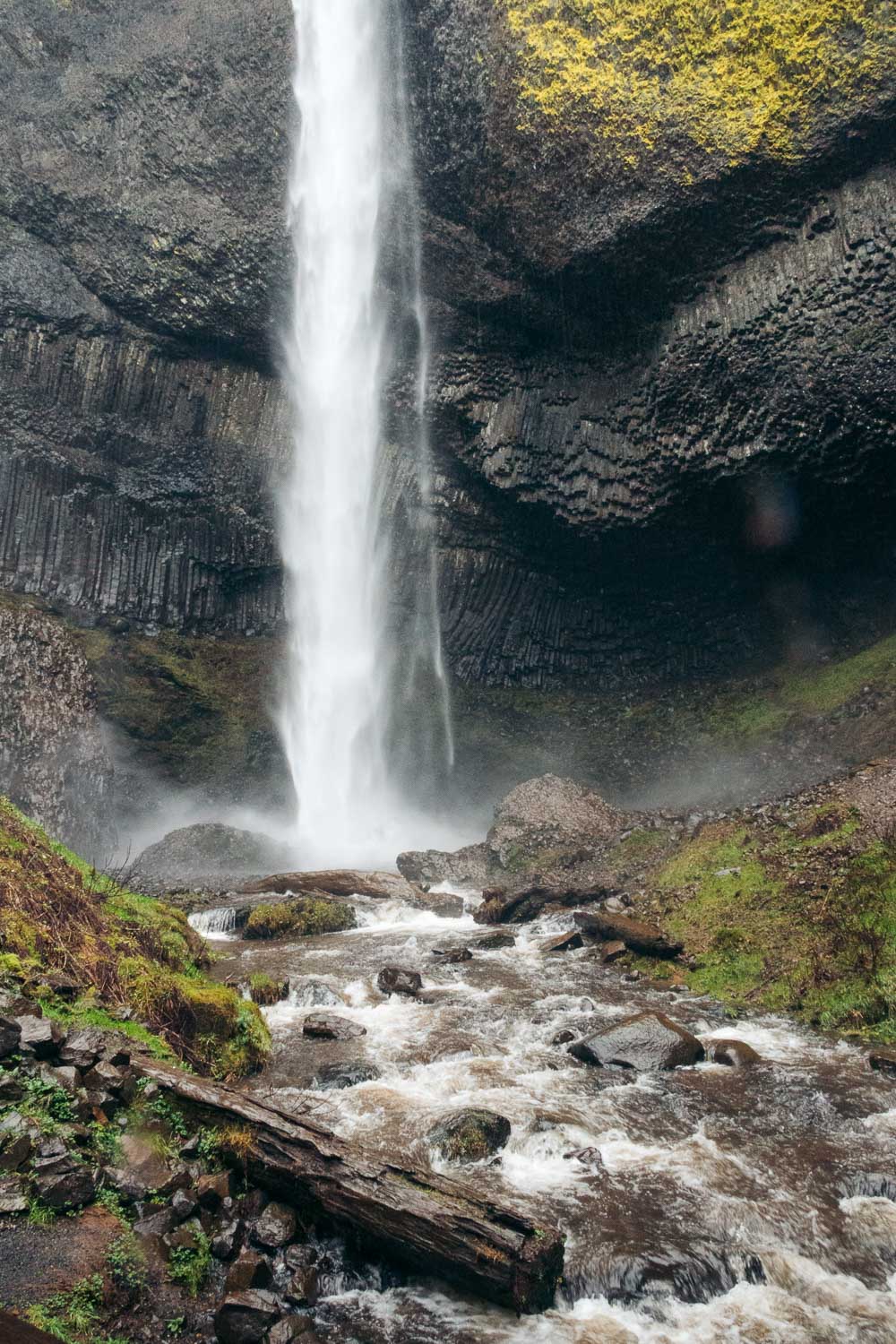 Visit Latourell Falls, Oregon - Roads and Destinations