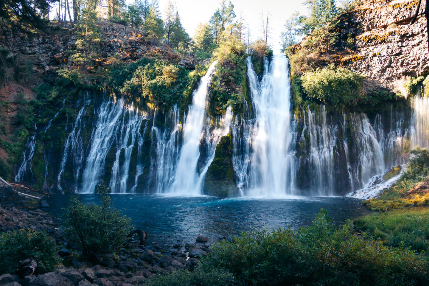 Visit Burney Falls | The most beautiful waterfalls in California - Roads and Destinations