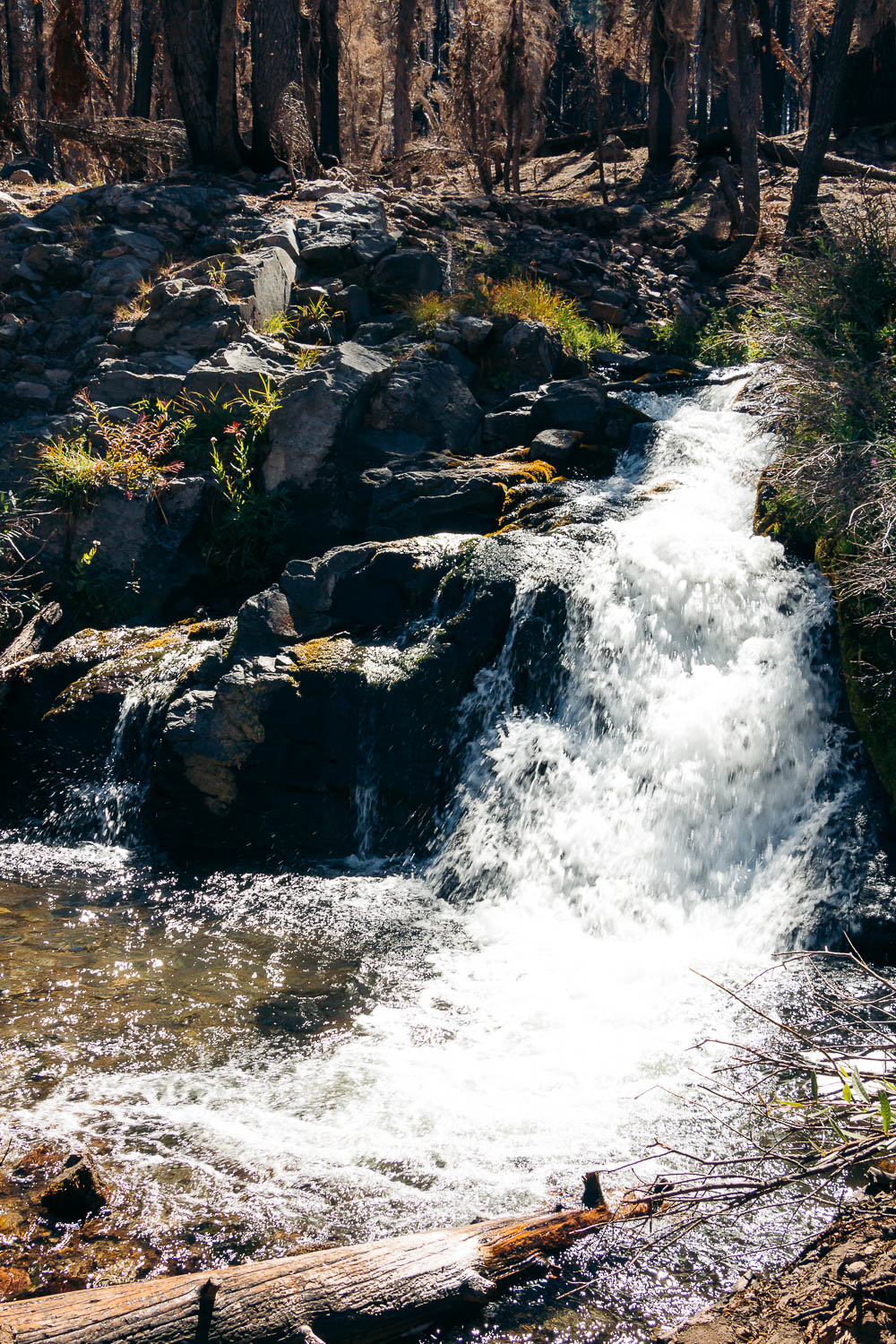 Lassen Volcanic National Park - Roads and Destinations.