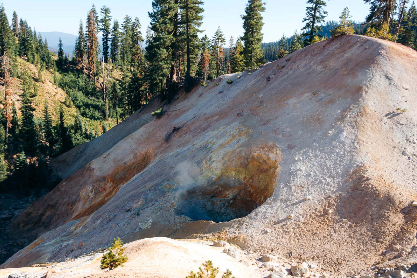 Lassen Volcanic National Park - Roads and Destinations