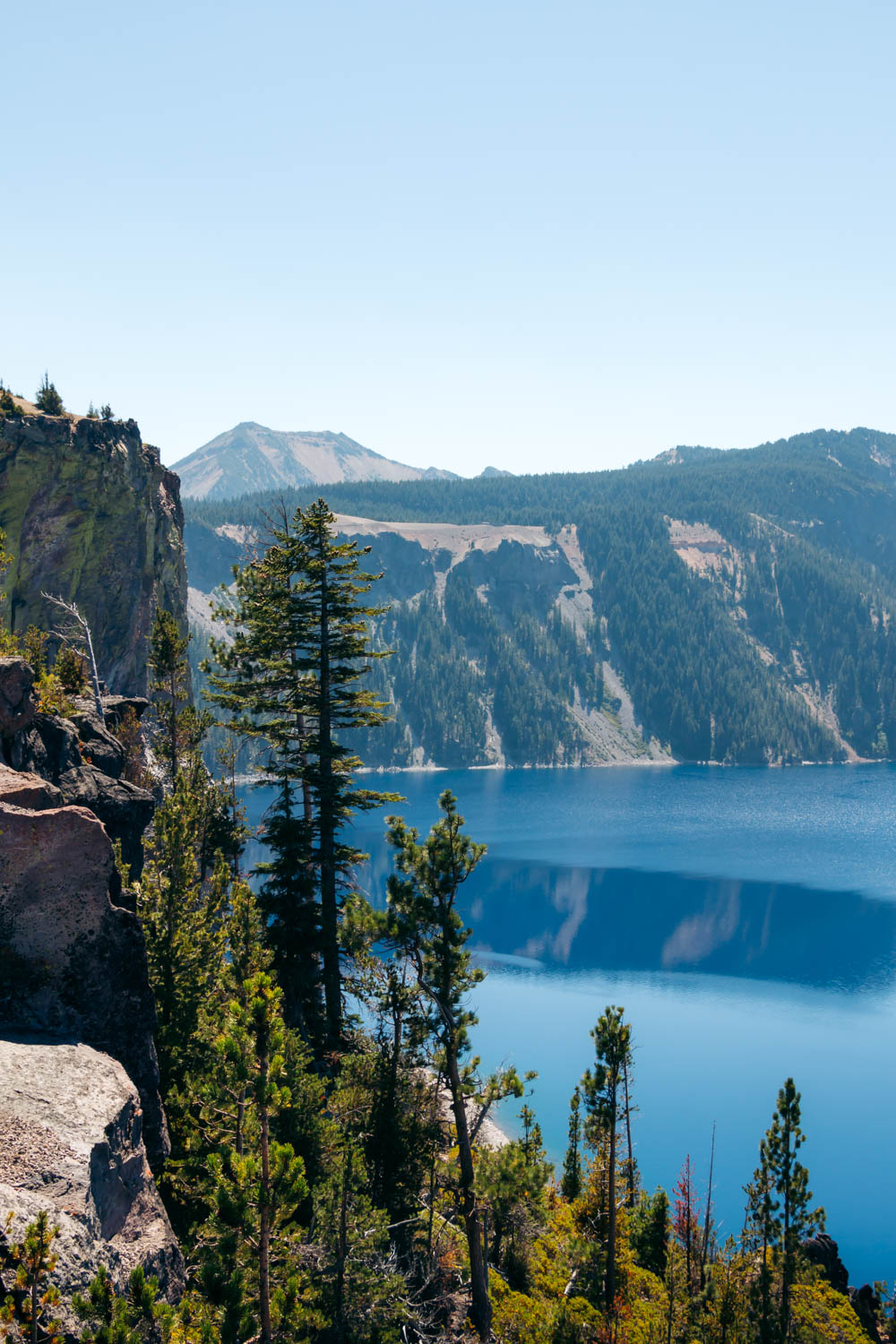 One day in Crater Lake - Roads and Destinations