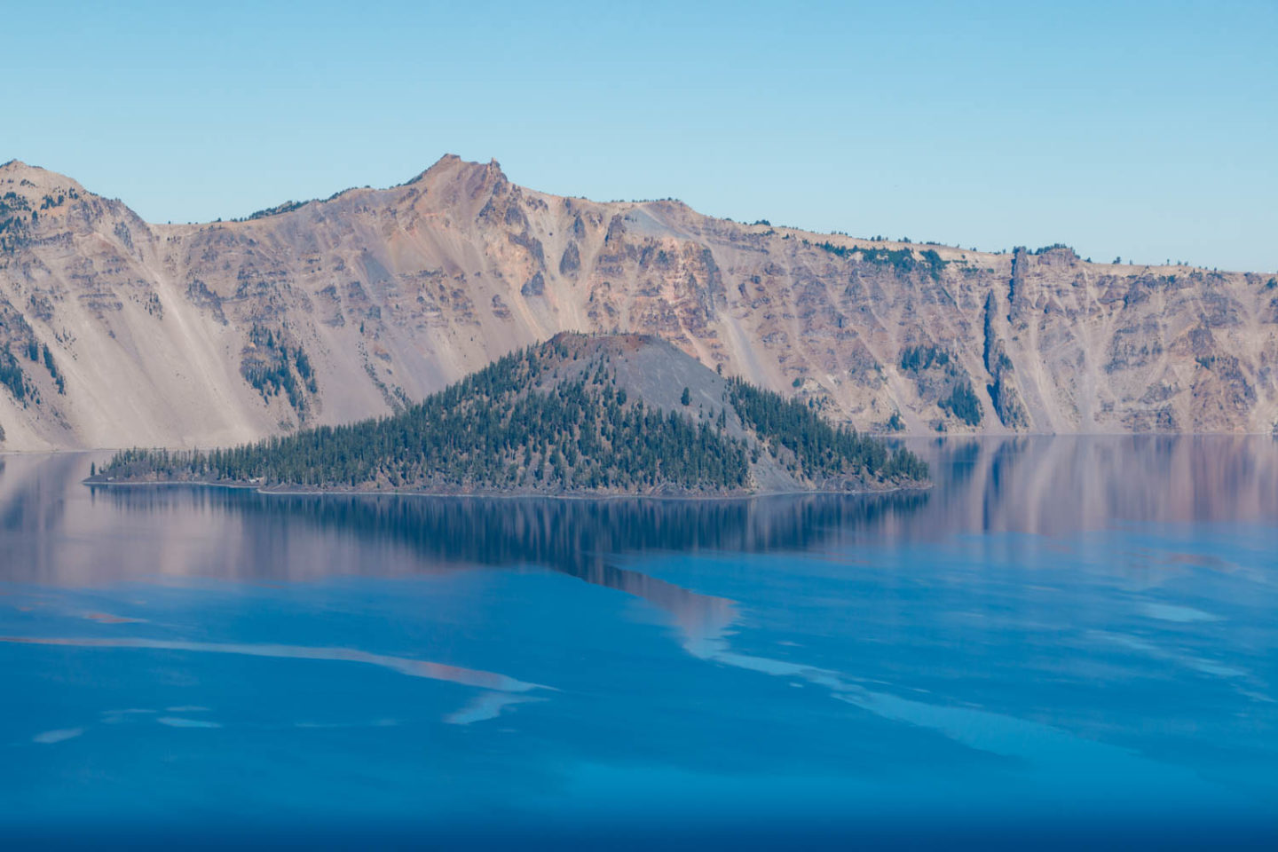 One day in Crater Lake - Roads and Destinations