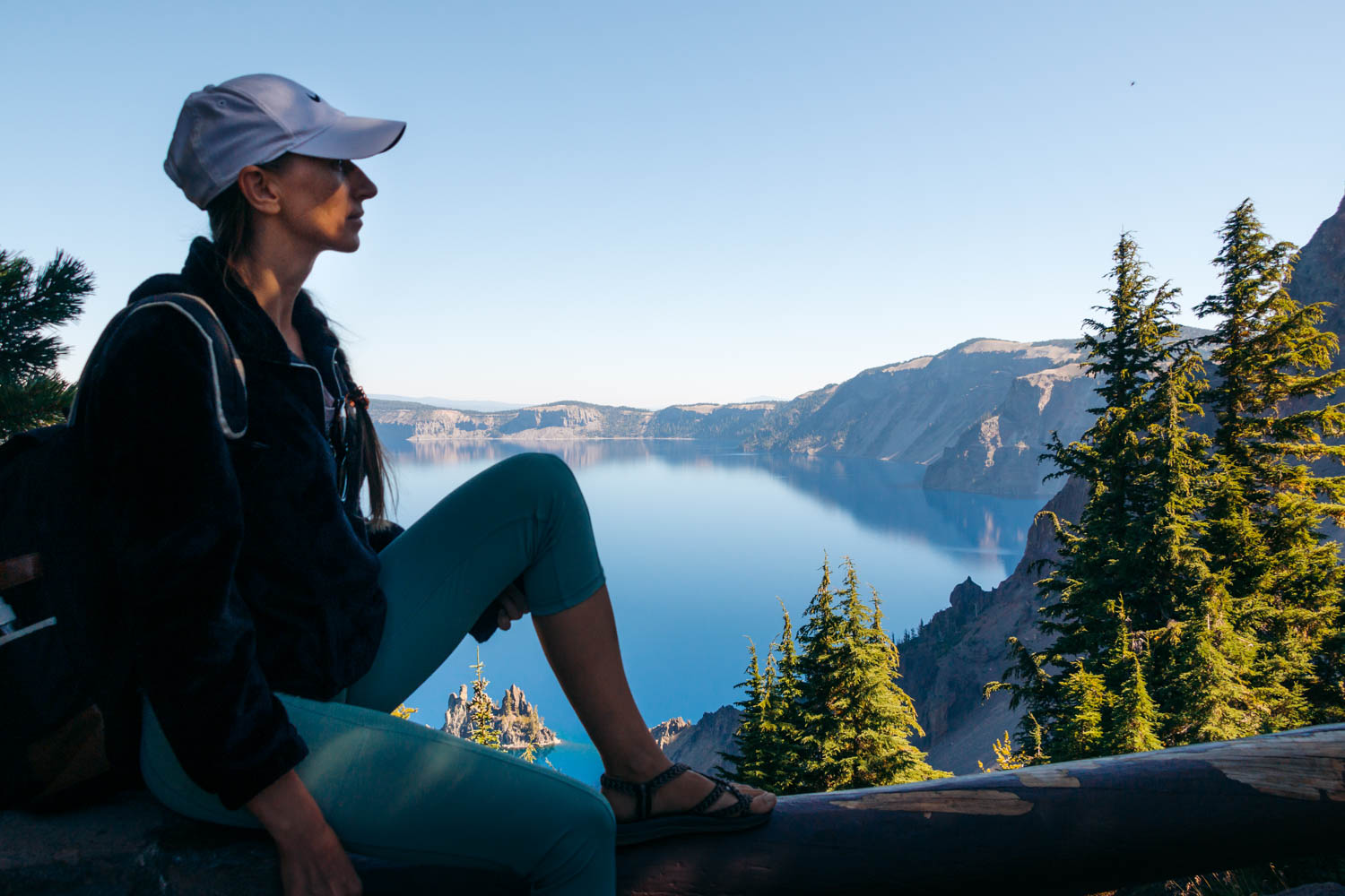 Hiking the Sun Notch Trail in Crater Lake National Park, Oregon - Roads ...