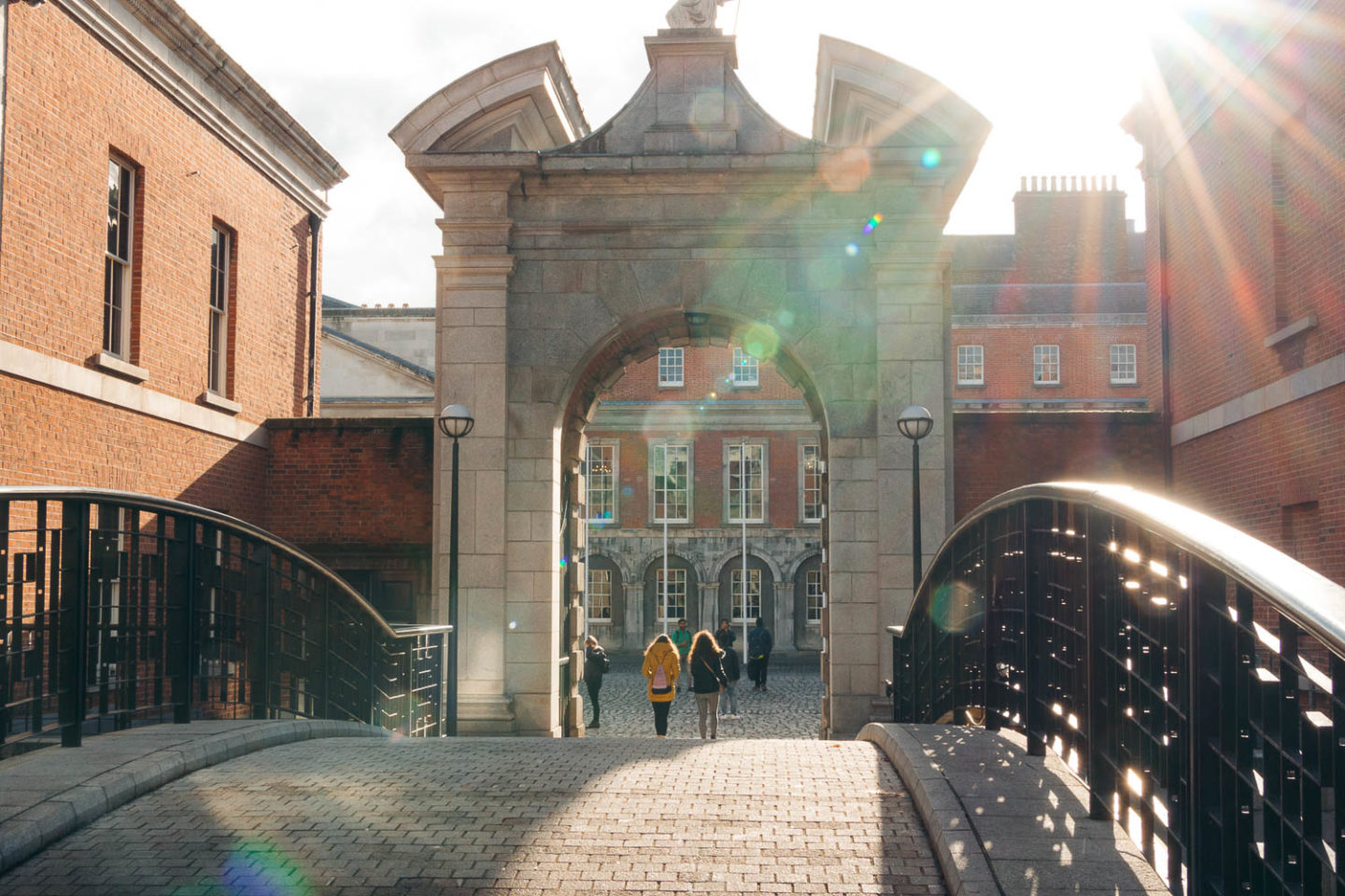 Dublin Castle - Roads and Destinations