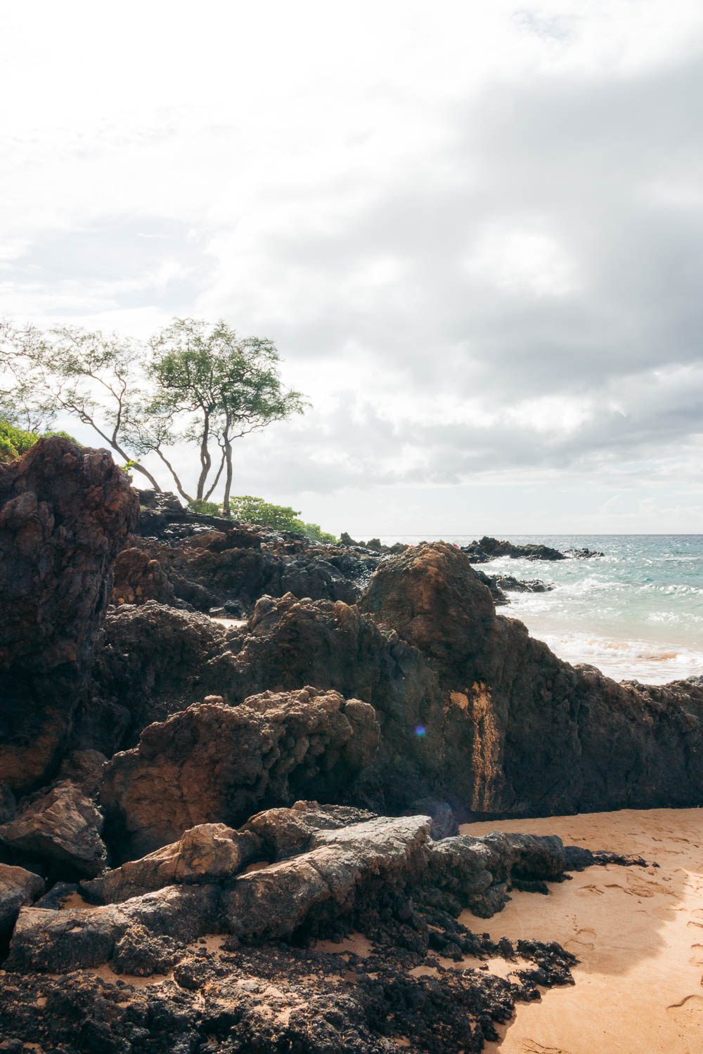 Maluaka Beach - Roads and Destinations