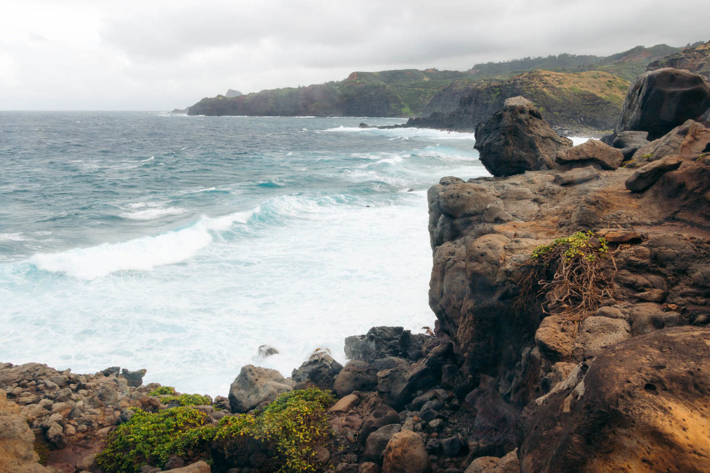  Nakalele Blowhole - Roads and Destinations