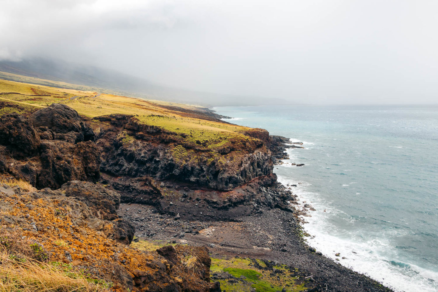 Drive the Road to Hana during the rainy season - Roads and Destinations