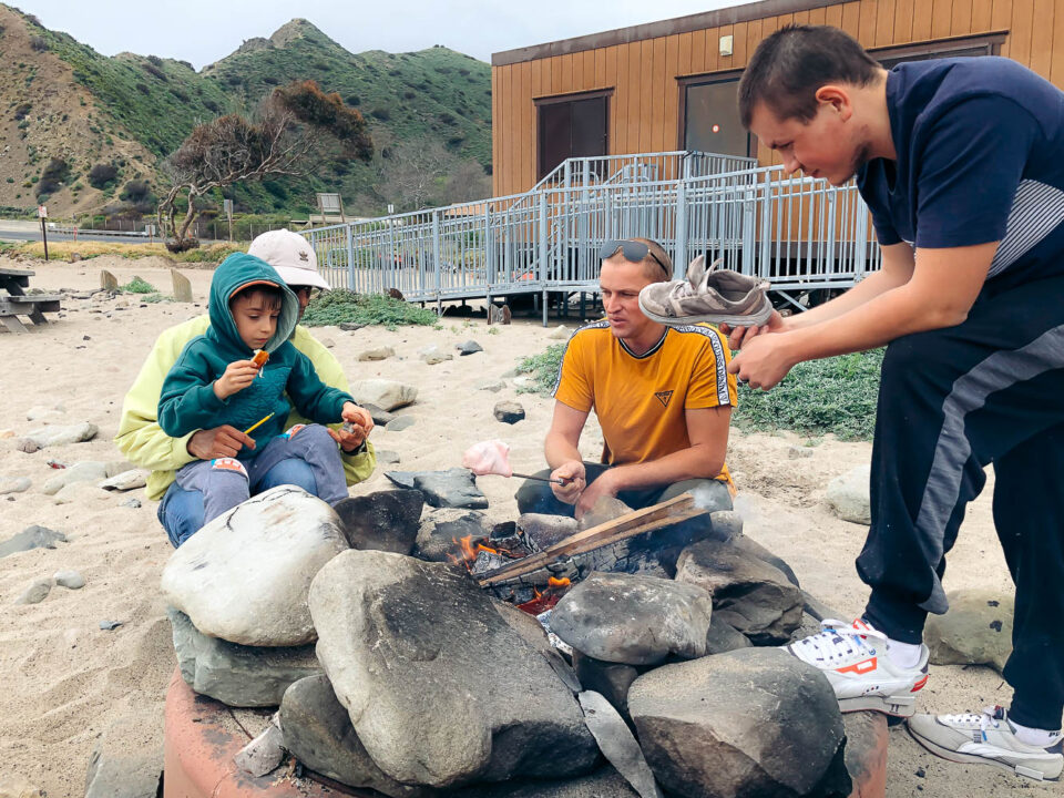 Barbecue at Sycamore Cove Beach, Malibu - Roads and Destinations