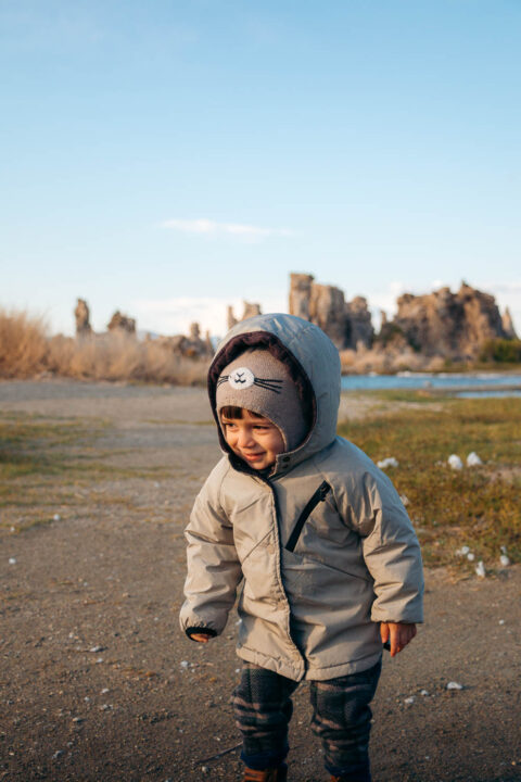 Mono Lake - Roads and Destinations