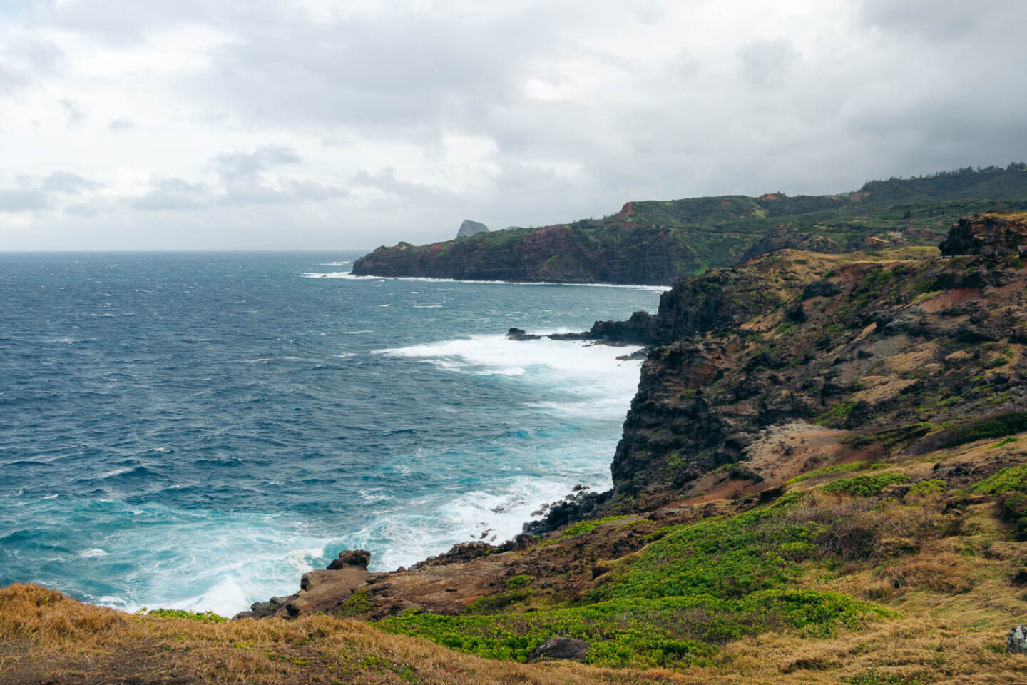 Nakalele Blowhole, Maui - Roads and Destinations 