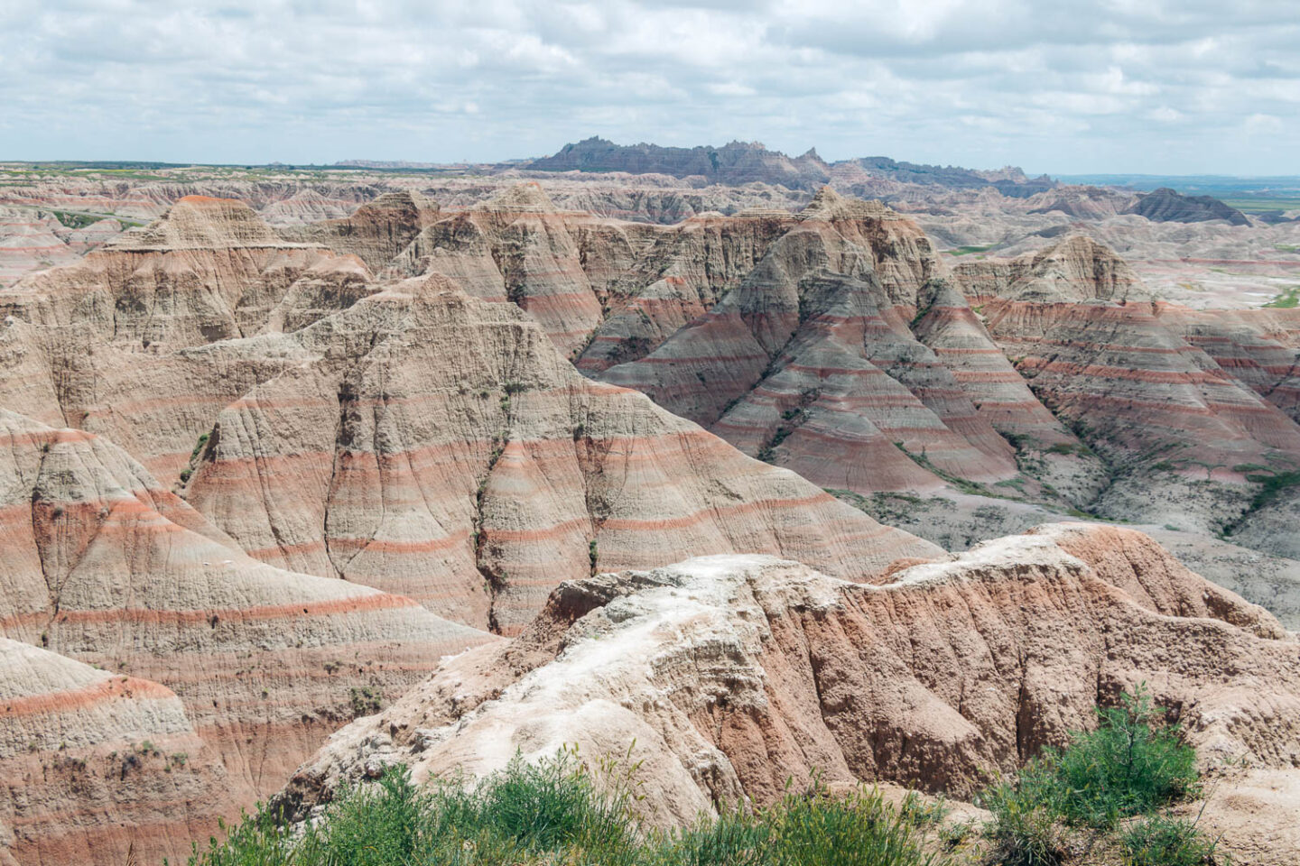 Midwest. South Dakota-Nebraska Road Trip - Roads and Destinations