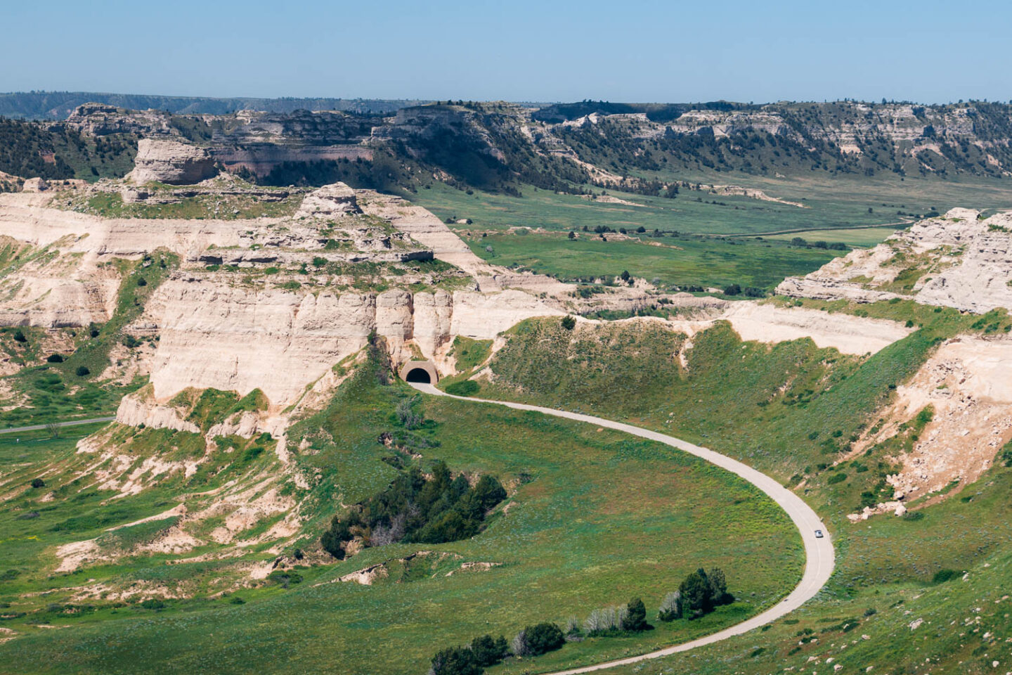 Midwest. South Dakota-Nebraska Road Trip - Roads and Destinations